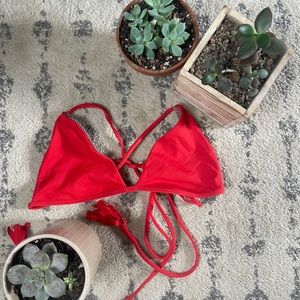 RARE acacia adjustable bikini top 💋